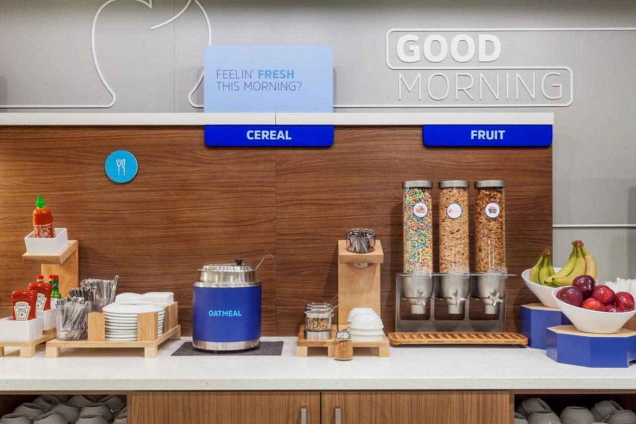 Holiday Inn Express - Des Moines - Ankeny By Ihg Exteriör bild
